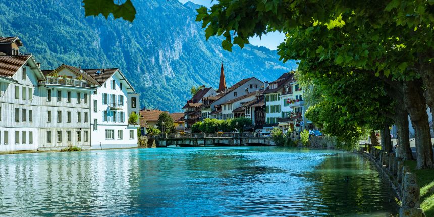 THE PERFECT 72-HOURS IN INTERLAKEN,&nbsp;SWITZERLAND