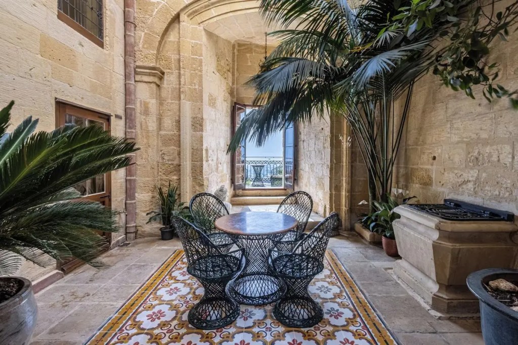Luxury Stays in Mdina: The Xara&nbsp;Palace